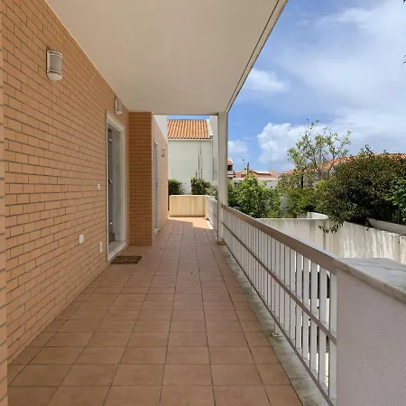 Holidays In Paradise In House With Garden, Estoril
